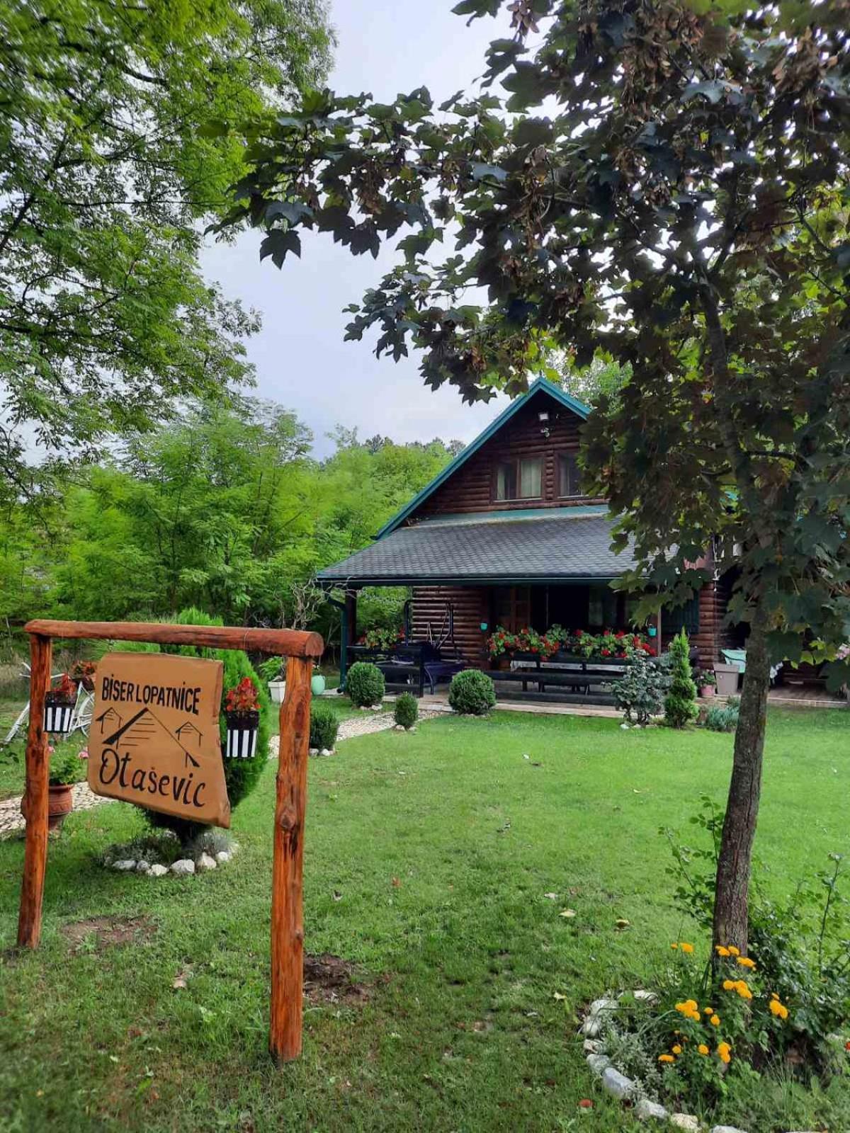 Holiday Homes Biser Lopatnice Lopatnica Luaran gambar